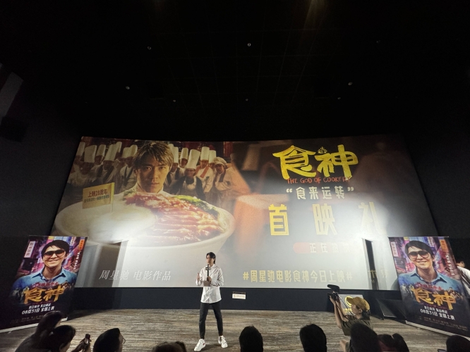 2021年欧美电影市场回顾，一级大片引领票房热潮欧美一首