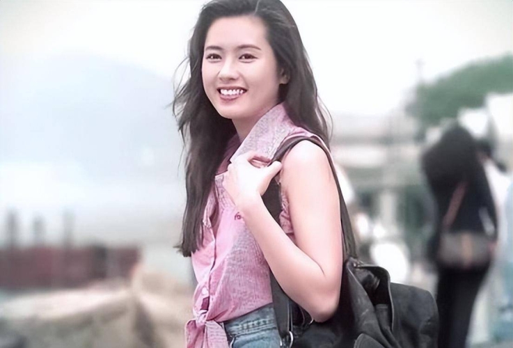 国内精品人妻久久久影院蜜桃国内精品人妻久久久影院蜜桃，探索家庭情感与电影艺术的完美结合
