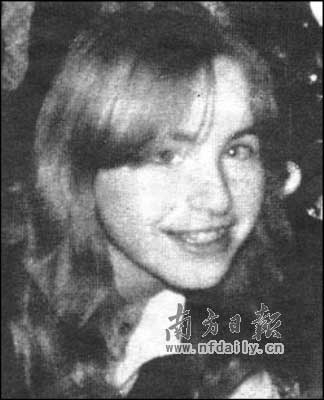 亚洲乱伦现象的新发现，强奸与无码的交织中文字幕亚太