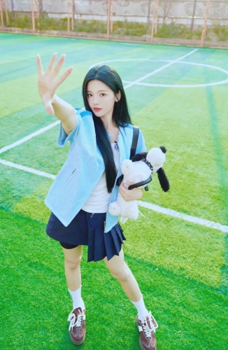 国产美女久久久久国产美女久久久久，美丽绽放，魅力无限