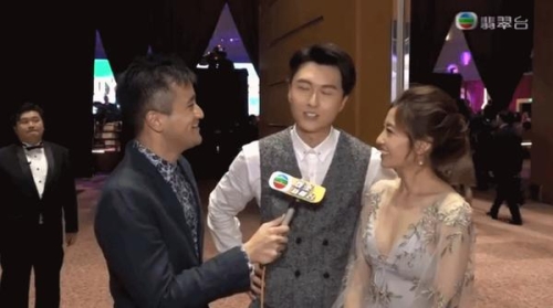 人妻第一页，香蕉网揭秘香蕉人蕉言