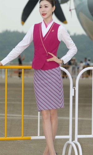 中文字制服丝袜字幕在线，时尚与魅力的完美展现中文字制服丝袜字幕在线—百度