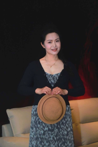 精品熟女少妇a∨免费久久i精品熟女与少妇的双重魅力—a∨免费久久i的独特故事