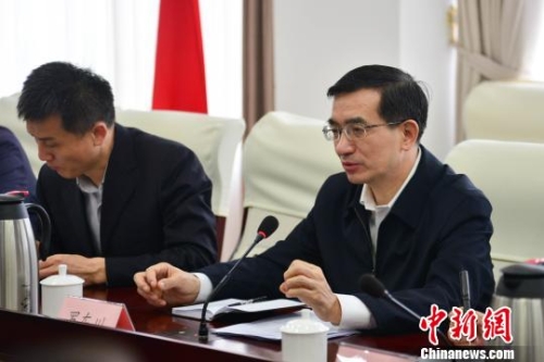 超碰9，智能科技引领未来，新闻资讯网站深度解读超鹏9797普通话版