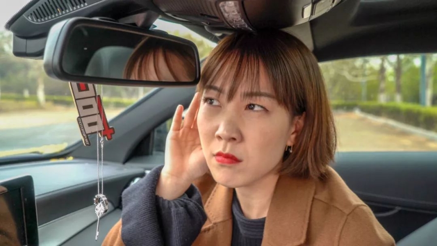 无码专区人妻系列制服揭秘无码专区，人妻系列制服背后的故事与诱惑