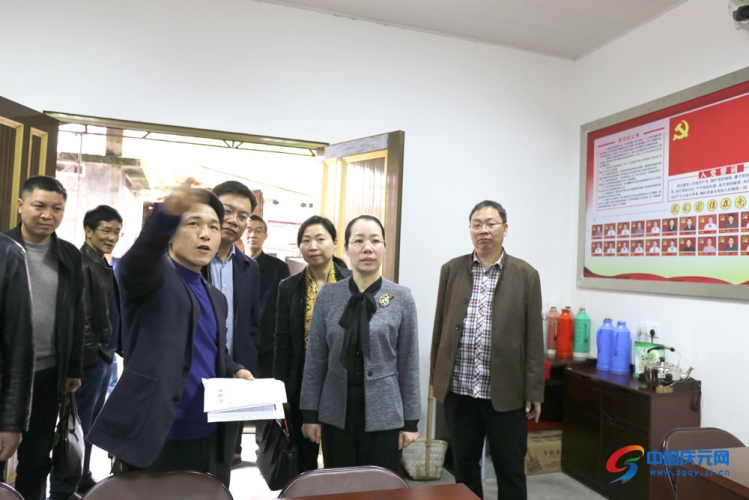 婷婷综合视频，新闻资讯网站如何助力媒体融合发展和母亲同房要注意什么问题