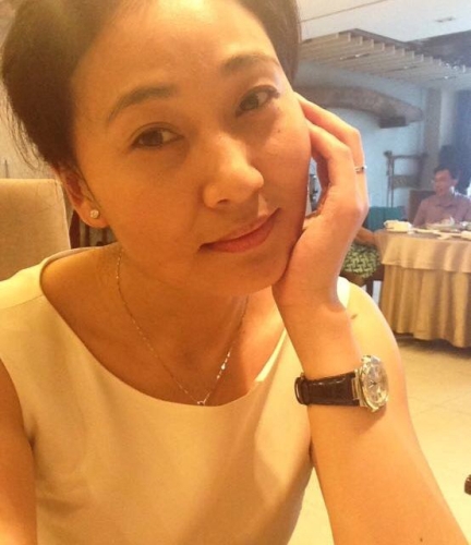 97超级碰碰人妻，神秘女子背后的故事97超级碰碰人妻中文字