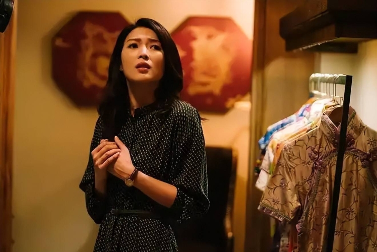 A∨无码人妻系列在线，揭秘网络背后的情感纠葛