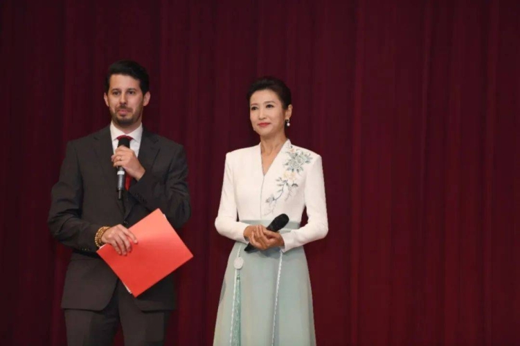 亚洲美国国产综合报道，多元文化融合的新篇章亚洲综合症